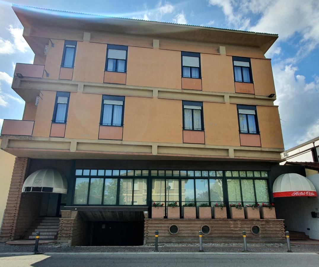 Hotel Perla Massa Lombarda Exterior foto